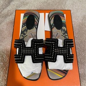 Hermes embellished Oran sandals (welcome offers)